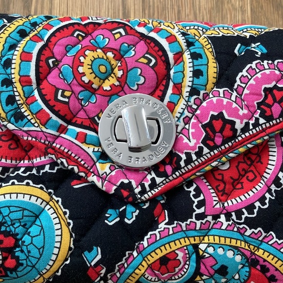 Vera Bradley Women's Parisian Paisley Turn Lock Envelope Short Wallet Wristlet - Picture 4 of 10